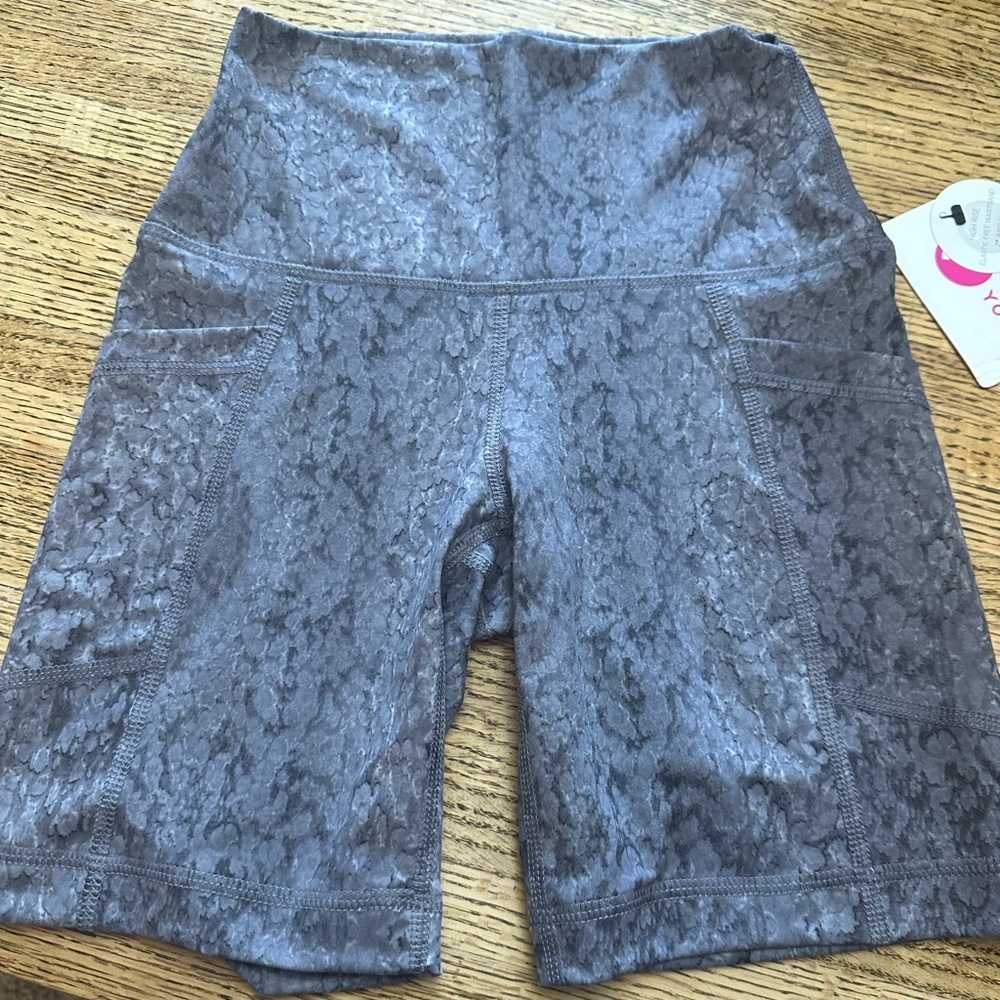 Yogalicious Snake Print Gray Bike Shorts